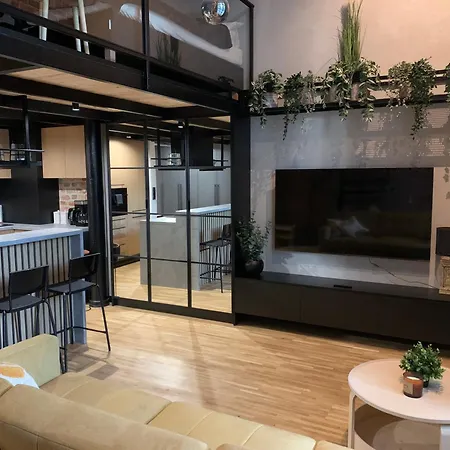 Nowy Loft Drewnowska 77 - Naprzeciwko Manufaktury * Λοτζ